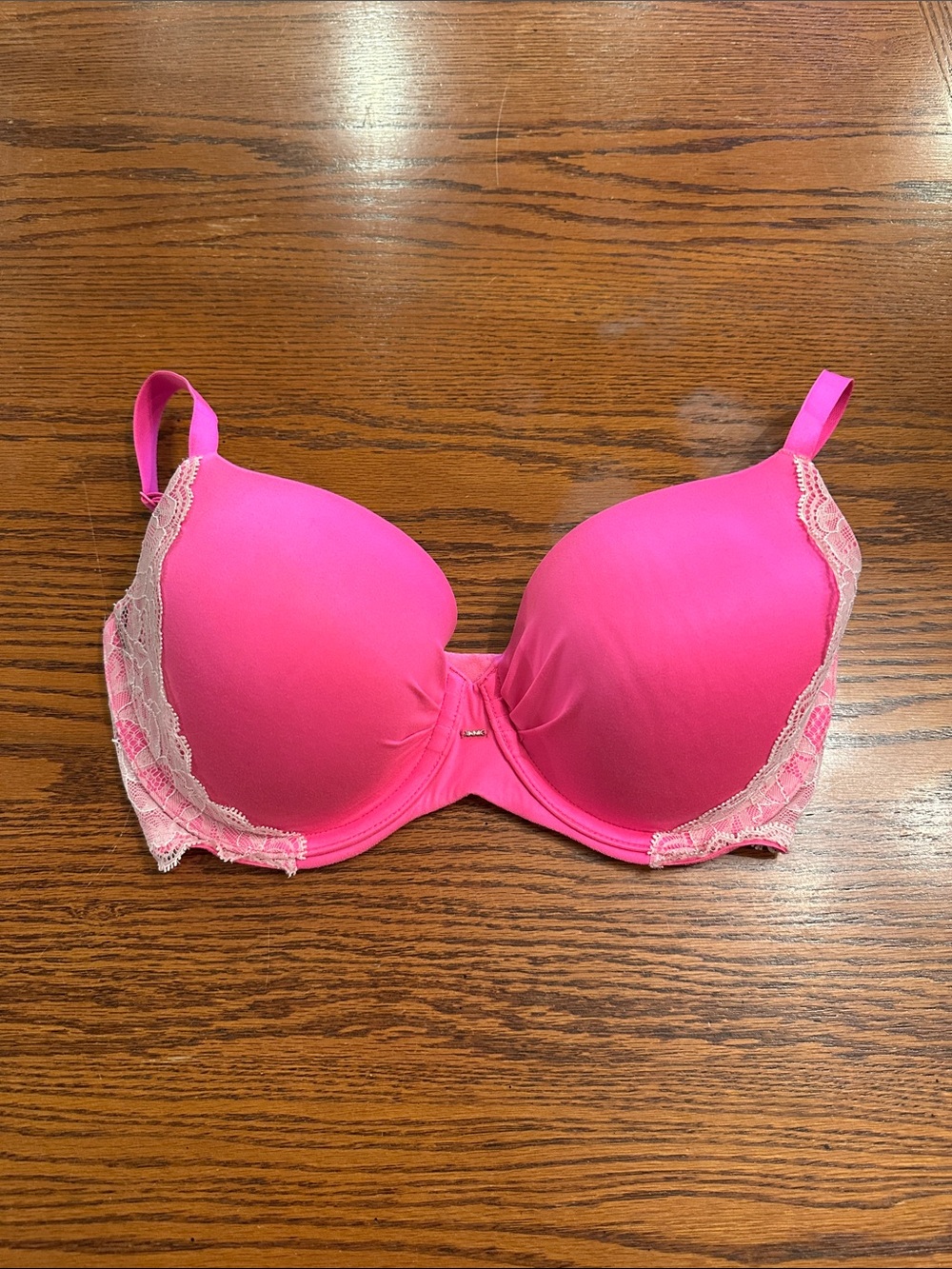 Victoria's Secret Hot Pink Bra with Cream Lace Trim size 32DDD